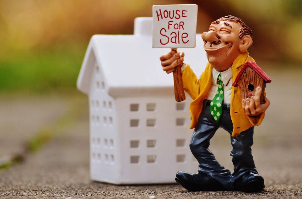 Don't Rush When Hiring An Agent - We Buy Houses
