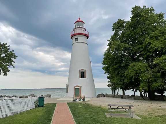Marblehead-Lighthouse-Lakeside-Marblehead-Ohio-LR